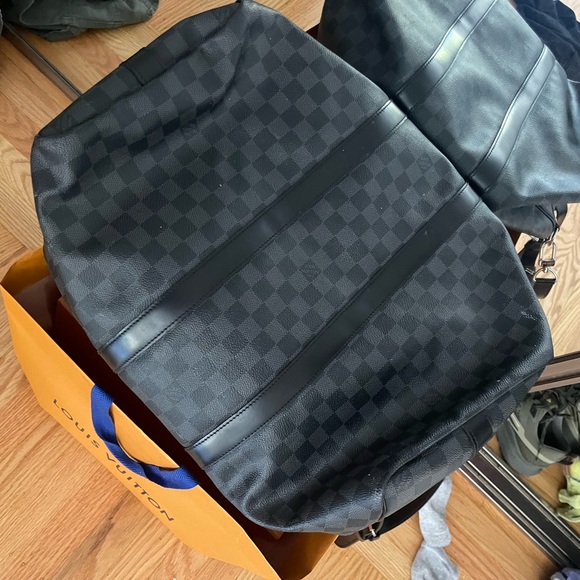 Black Louis Vuitton duffle bag - Picture 6 of 6
